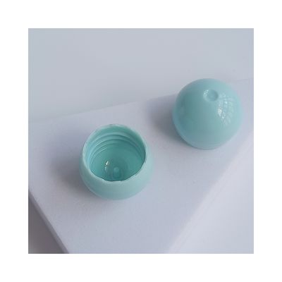 18/410 Parfum de luxe non rechargeable Bouteille de parfum ronde avec couvercle en forme de boule de couleur
